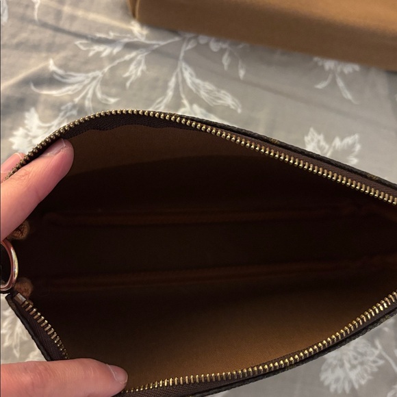 Louis Vuitton Pochette - Picture 4 of 14